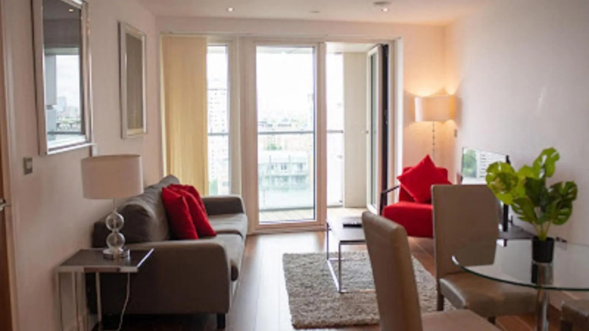 Apartment Lincoln Plaza By Interhome London